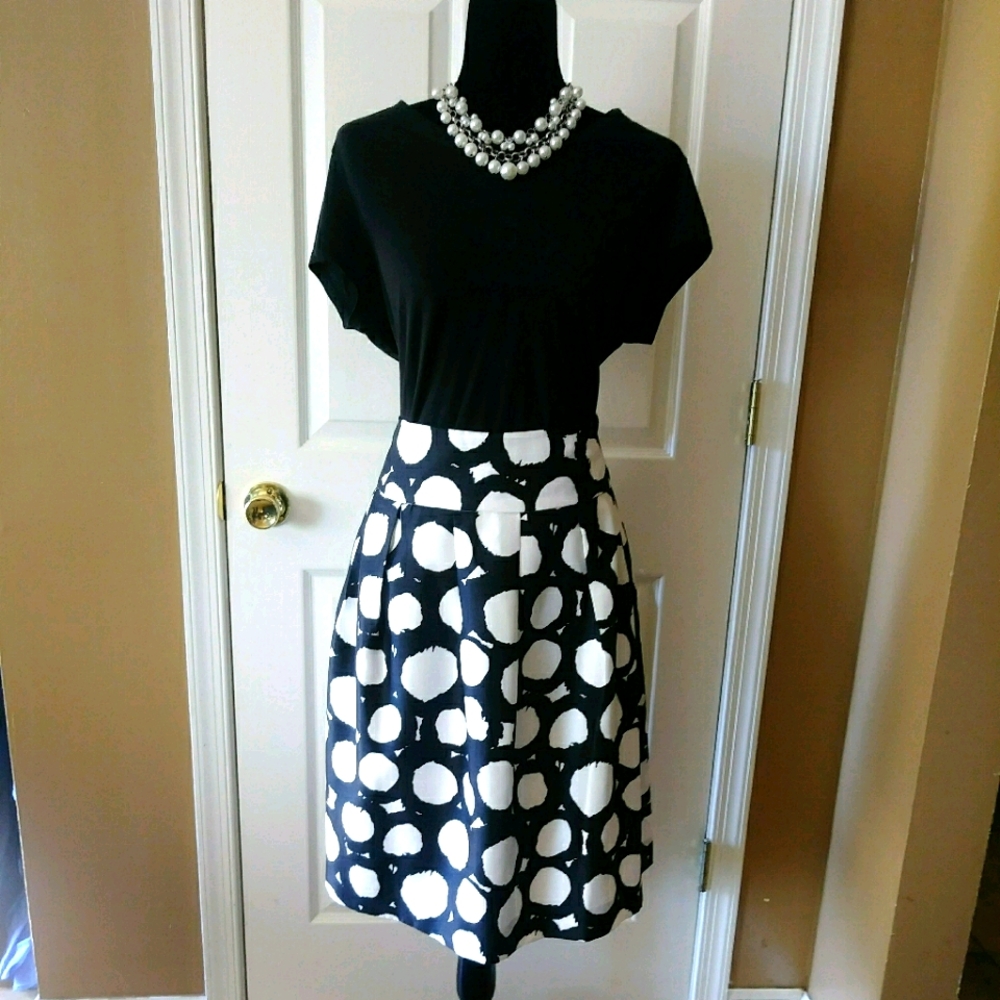 Black & white ploka dot skirt